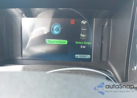 2013 Chevrolet Volt from USA, damaged, VIN 1G1RH6E41DU130844